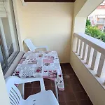 In With Seaview, Terrace, Air Condition, Wifi Apartamento Orebić
