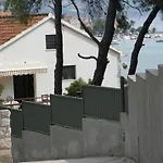 In With Seaview, Terrace, Air Condition, Wifi Apartamento Orebić