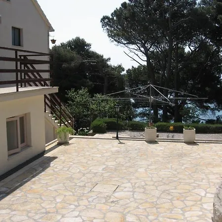 In With Seaview, Terrace, Air Condition, Wifi Appartement