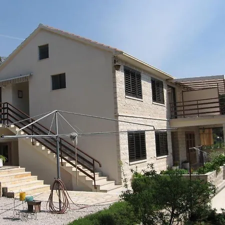 In With Seaview, Terrace, Air Condition, Wifi * Orebić