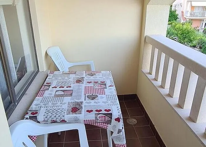 In With Seaview, Terrace, Air Condition, Wifi 아파트 오레비츠