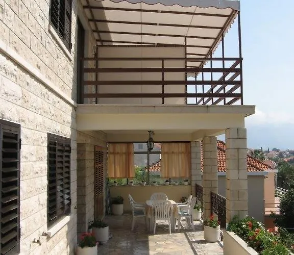 In With Seaview, Terrace, Air Condition, Wifi 오레비츠